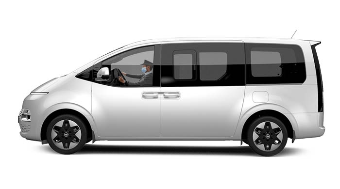 Booking Hyundai Staria 9S 2022 chauffeur service