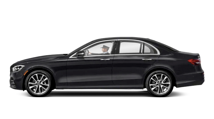 Booking Mercedes Benz E class 2023 chauffeur service