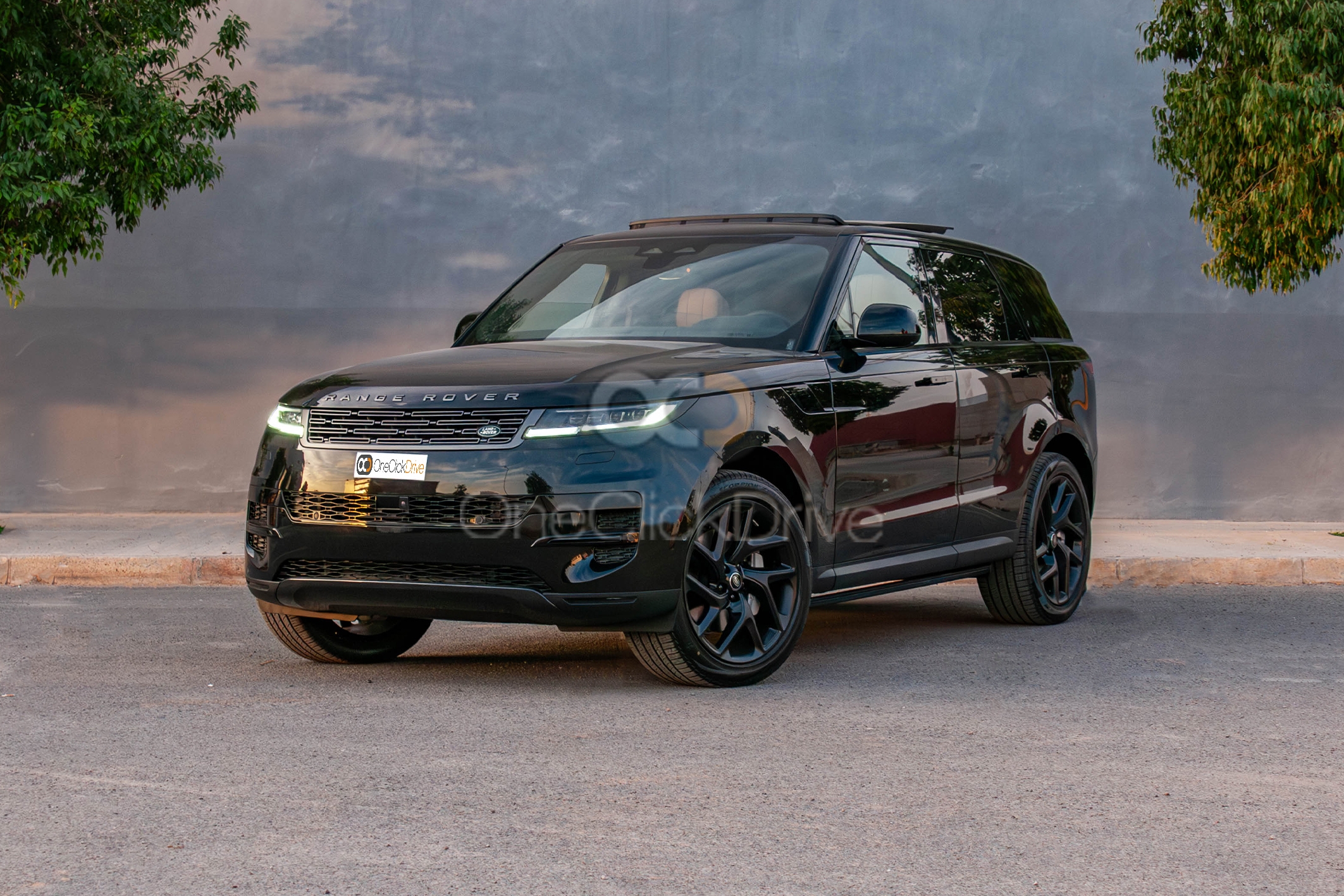 Booking Land Rover Range Rover Sport 2024 chauffeur service