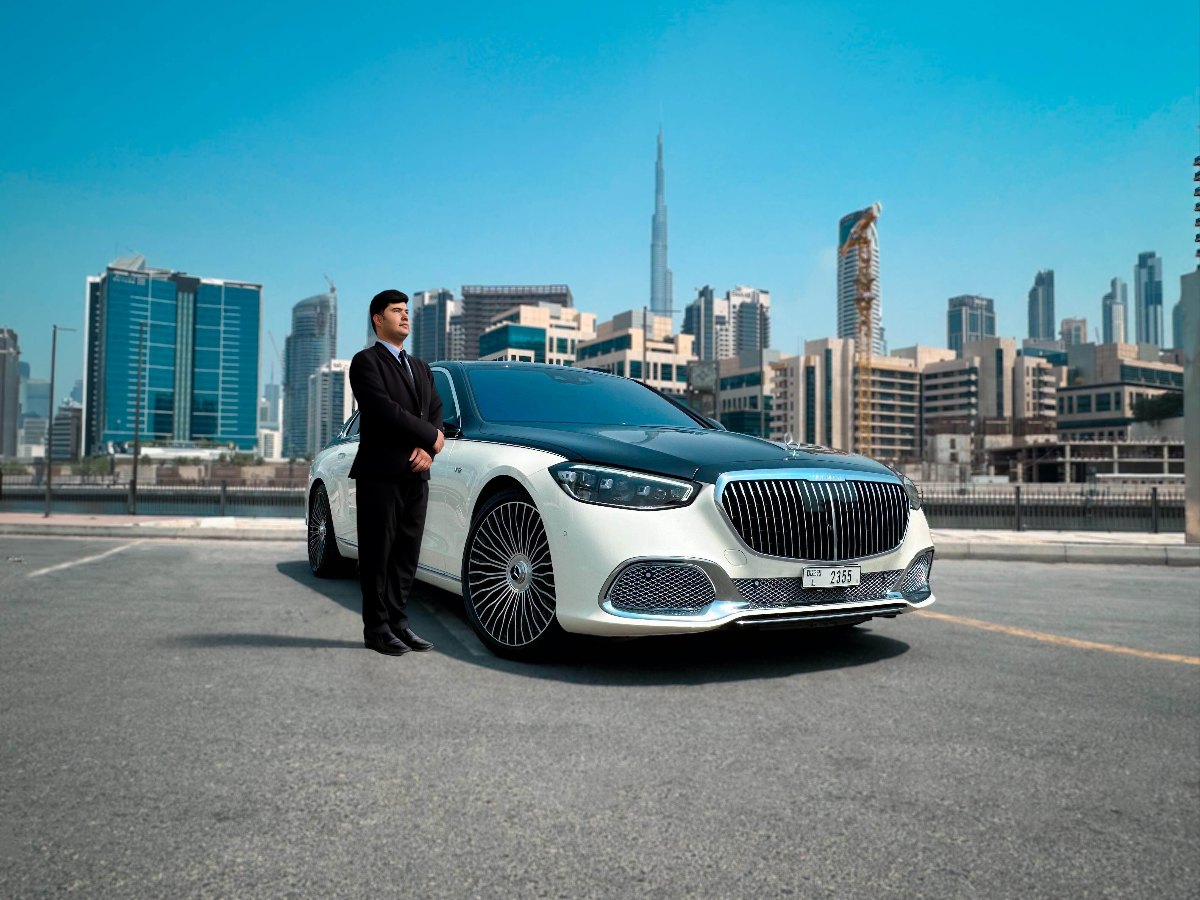 Booking Mercedes Benz S680 Maybach chauffeur service