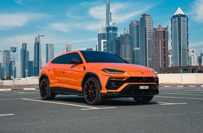 Rent Lamborghini Urus My20 2021