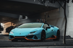 Rent Lamborghini Huracan Evo Spyder 2022