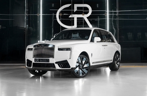 Rent Rolls Royce Cullinan Silver Badge 2025