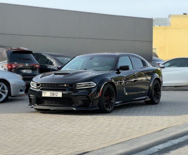 Dubai'de Dodge Araç Kiralayın | Birleşik Arap Emirlikleri'nde