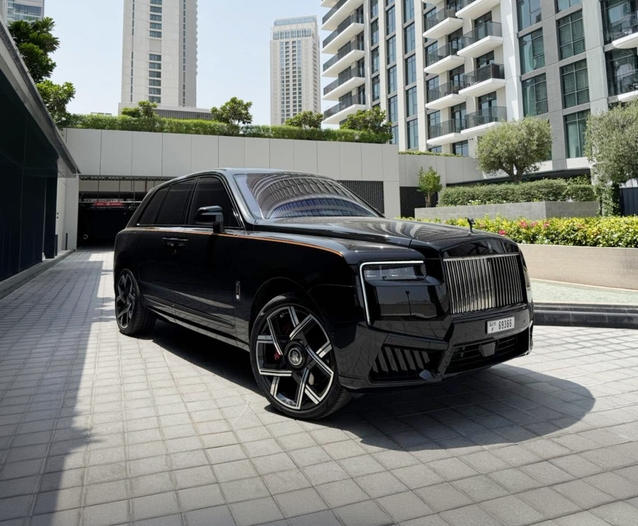 Rolls Royce Cullinan Kiralama Dubai | OneClickDrive Araç Pazarı