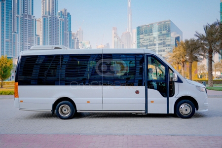 奔驰 Sprinter 2024（12 人座）
