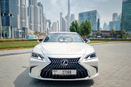 雷克萨斯 ES 350 混合动力车 2024