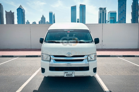 Toyota Hiace-14 pax