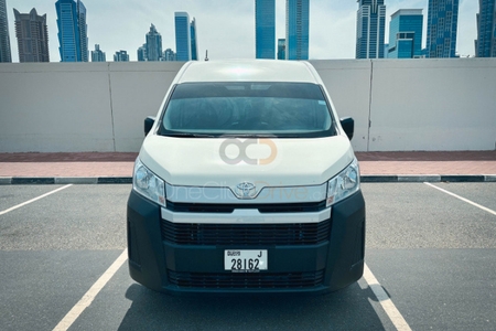 Toyota Hiace 2023-12 pax