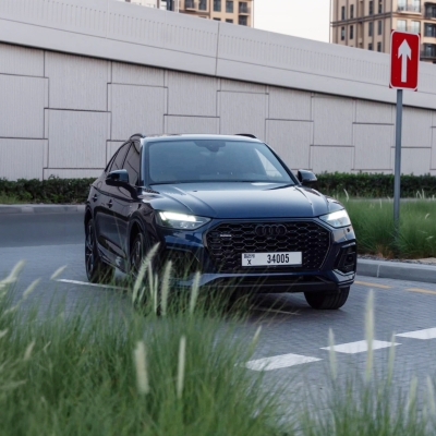 Rent GMC Acadia 2023