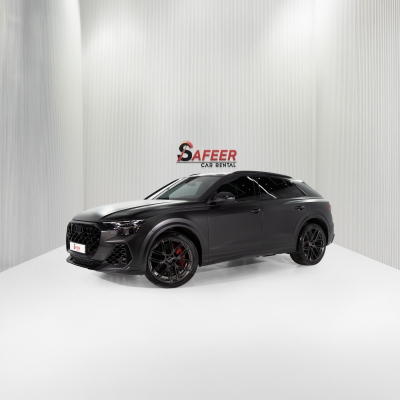 Rent Audi RS Q8 2025