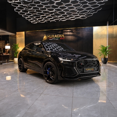 Rent Audi RS Q8 Performance 2024