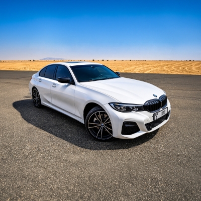 Rent BMW 330i 2021