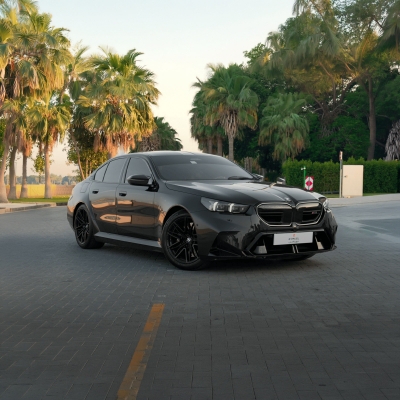 Rent BMW M5 2024