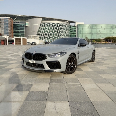 Rent BMW Конкурс М8 2023