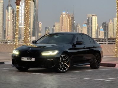 Rent BMW 520i 2021