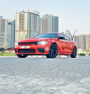 Rent Dodge Cargador V6 2021