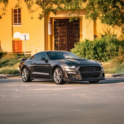 Rent Ford Mustang 2020