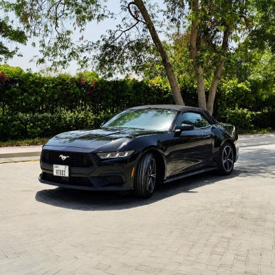 Rent Ford Mustang EcoBoost Convertible V4 2024