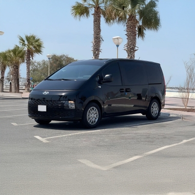 Rent Hyundai Staria 11S 2024