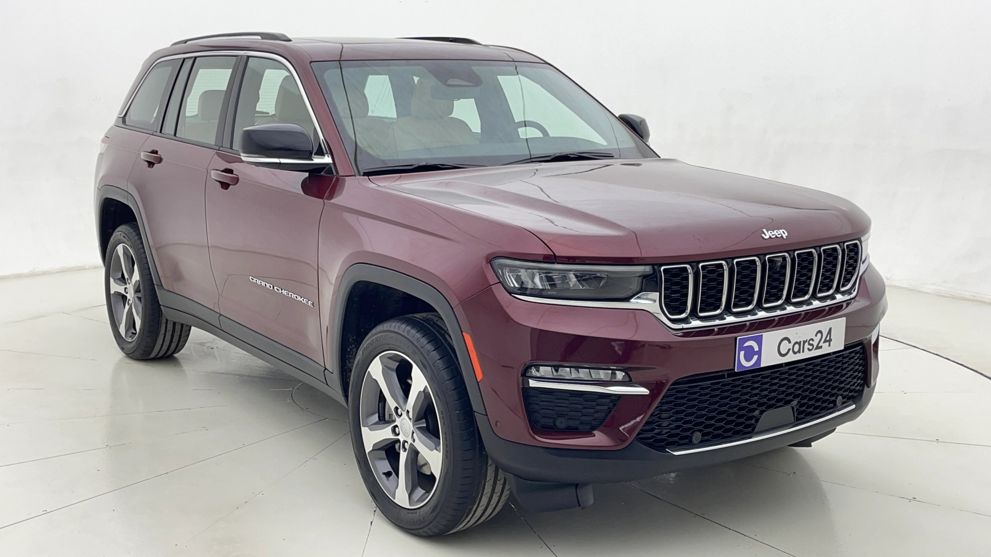 Gebraucht Jeep Grand Cherokee LIMITED+ in Ajman