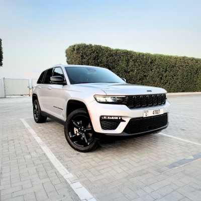 Rent Jeep Grand Cherokee 2024