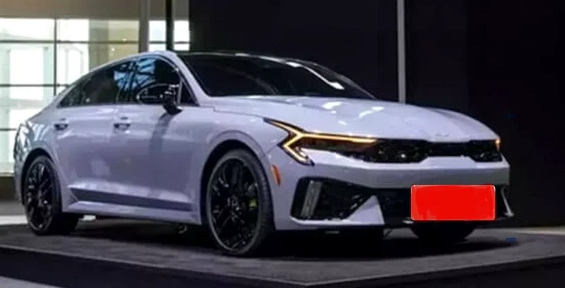 Kullanılmış Kia K5  içinde Dubai