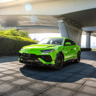 Rent Lamborghini Urus 2023