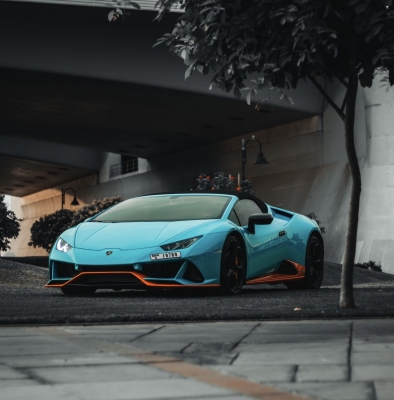 Rent Lamborghini Huracan Evo Spyder 2022