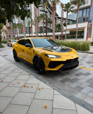 Rent Lamborghini Urus 2024