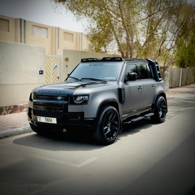Rent Land Rover Verdediger V6 2022