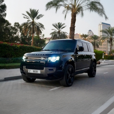 Rent Land Rover Defender V6 2025