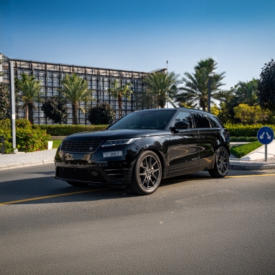 Rent Range Rover Range Rover Velar Dynamische HSE 2025
