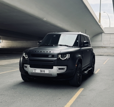 Rent Land Rover Difensore V4 2024