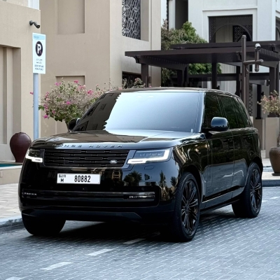 Rent لاند روڤر Range Rover Vogue HSE V8 Black Edition 2026