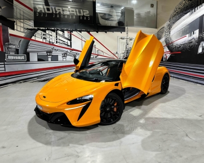 Rent McLaren Arturo 2023