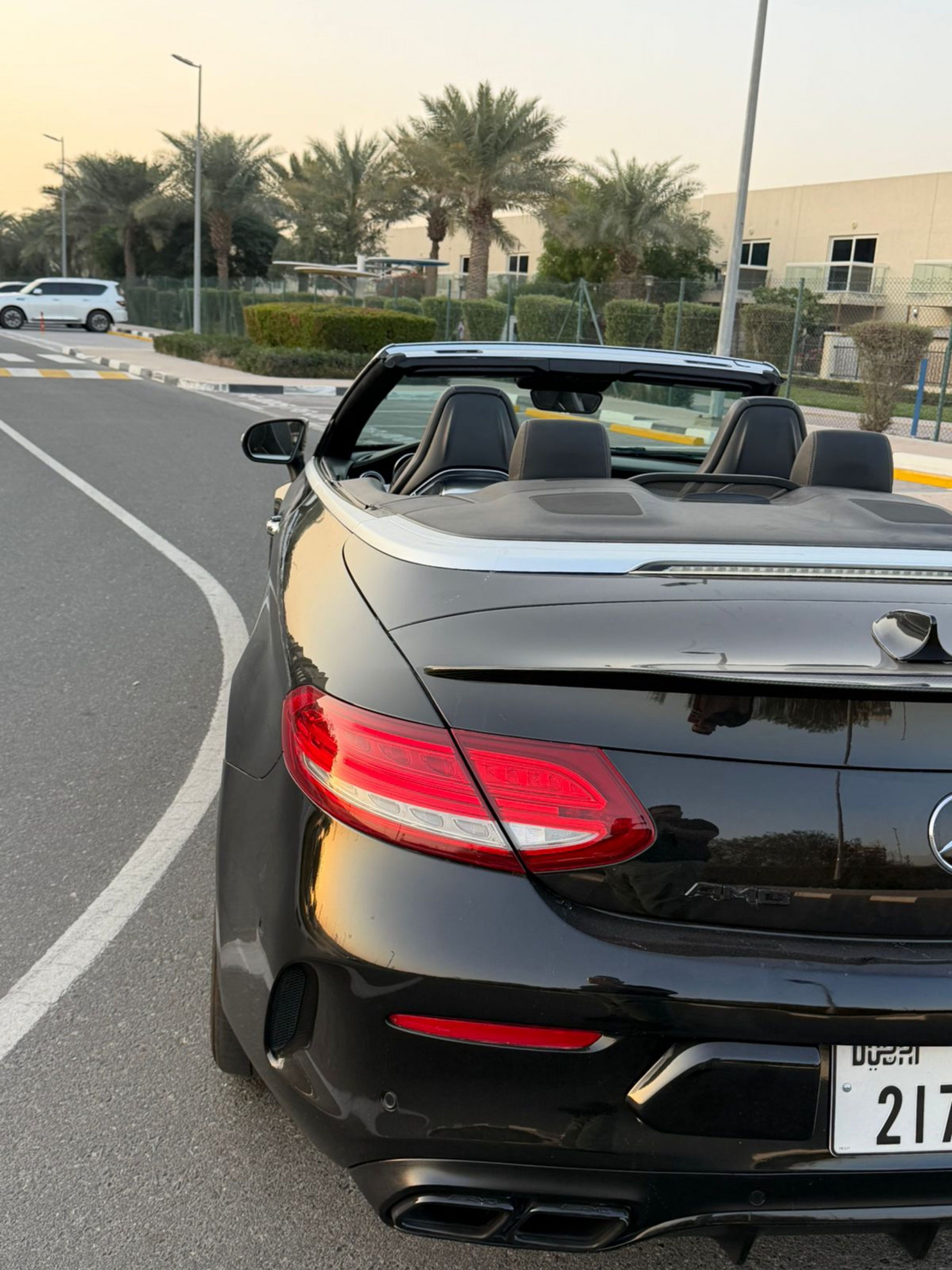 Noir Mercedes Benz C63 AMG 2017