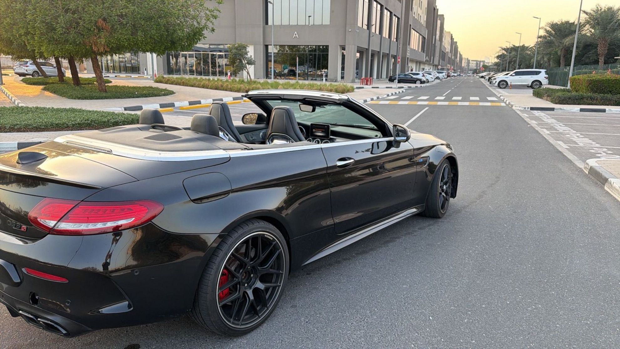 Noir Mercedes Benz C63 AMG 2017