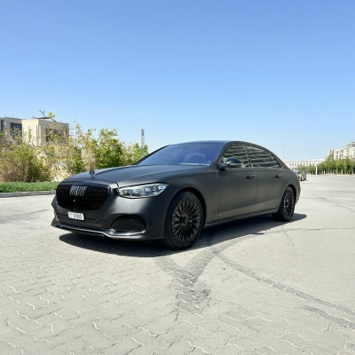 Rent Mercedes Benz Maybach S580 2021