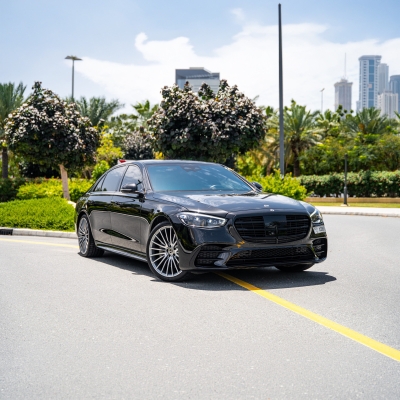 Rent Mercedes Benz S500 4Matic 2023