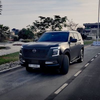 Rent Nissan Patrulla SE Platinum City V6 2026