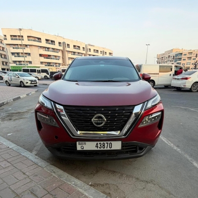 Rent Nissan Rogue 2025