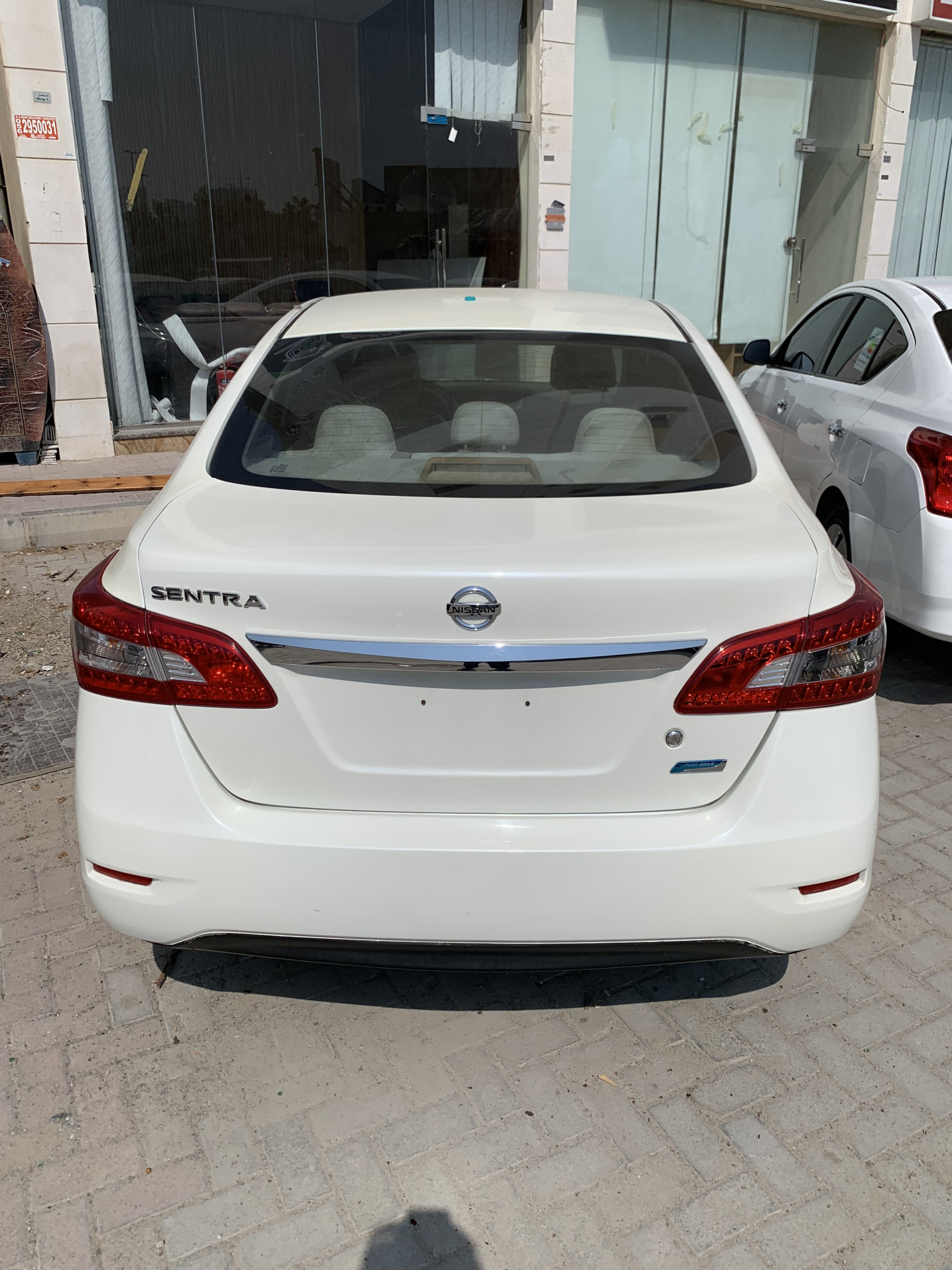 Белый Nissan Sentra 1.8 2016 год