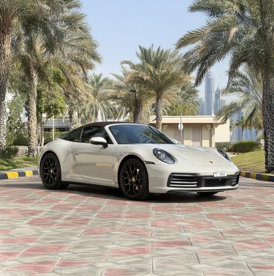 Rent Porsche 911 Targa 4 GTS Spyder 2023