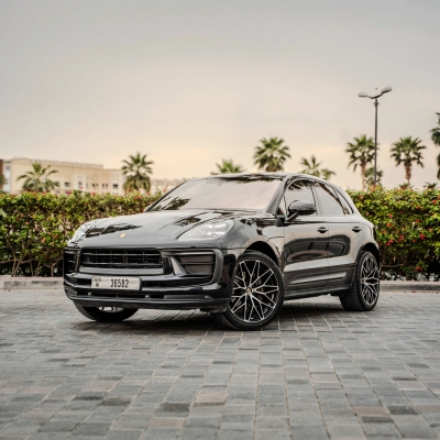 Rent Porsche Macan 2023