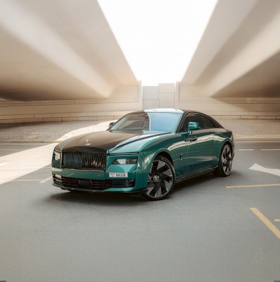 Rent Rolls Royce Spectre 2024