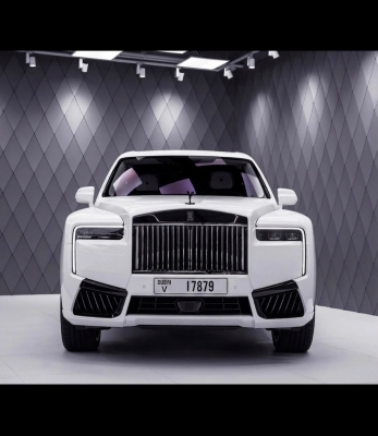 Rent Rolls Royce Cullinan 2025