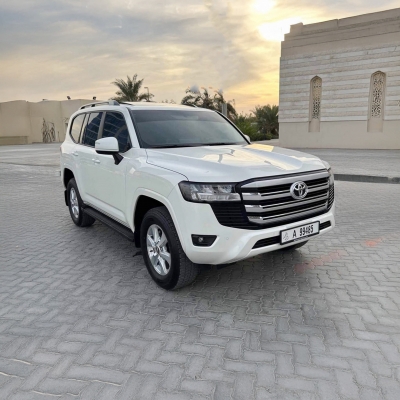 Rent Toyota Land Cruiser EXR V8 2024