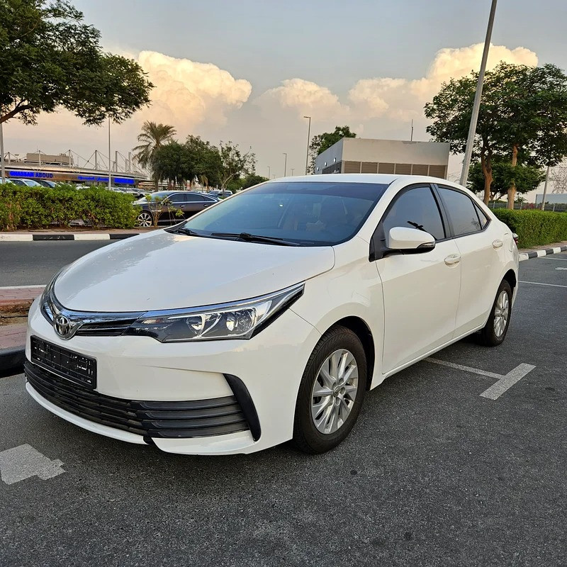 Usato Toyota Corolla SE+ in Dubai