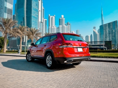 Rent GMC Acadia 2023